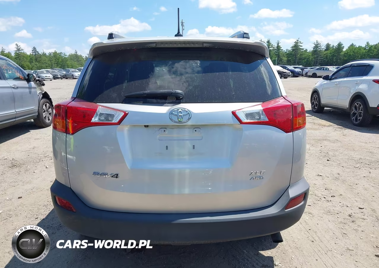 2015 Toyota Rav4 Xle VIN:2T3RFREV4FW372041 - 16