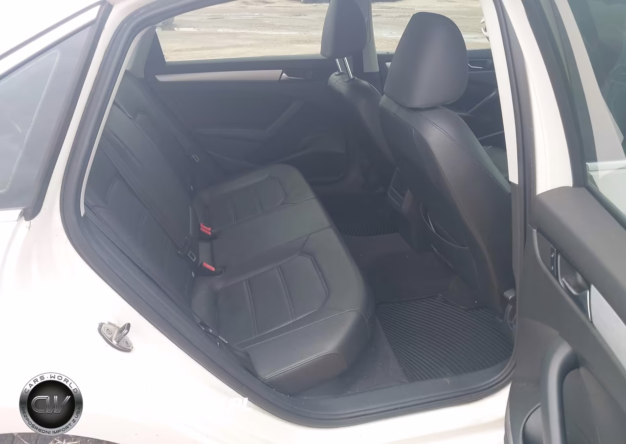 2012 Volkswagen Passat 2.0L Tdi Se VIN:1VWBN7A33CC019041 - 8