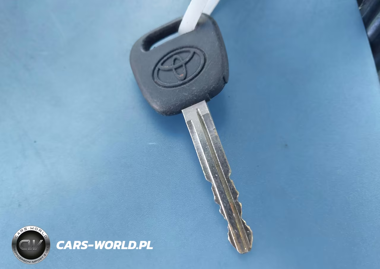 2007 Toyota Corolla S VIN:1NXBR30E67Z840410 - 11