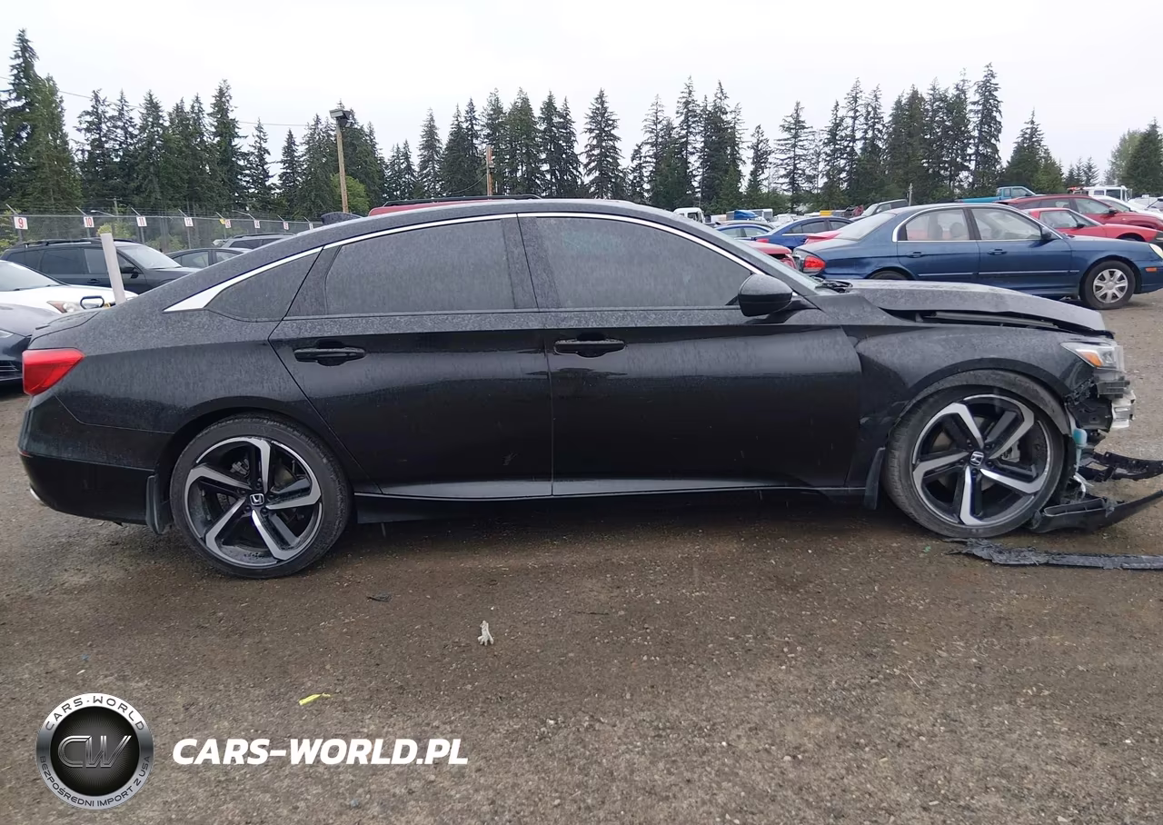2018 Honda Accord Sport VIN:1HGCV1F34JA205100 - 14