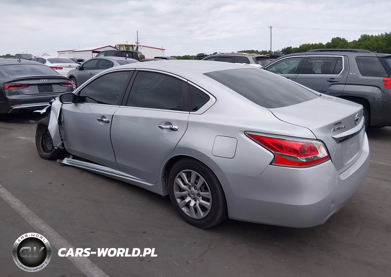 2015 Nissan Altima 2.5 S VIN:1N4AL3AP8FN308365 - 3