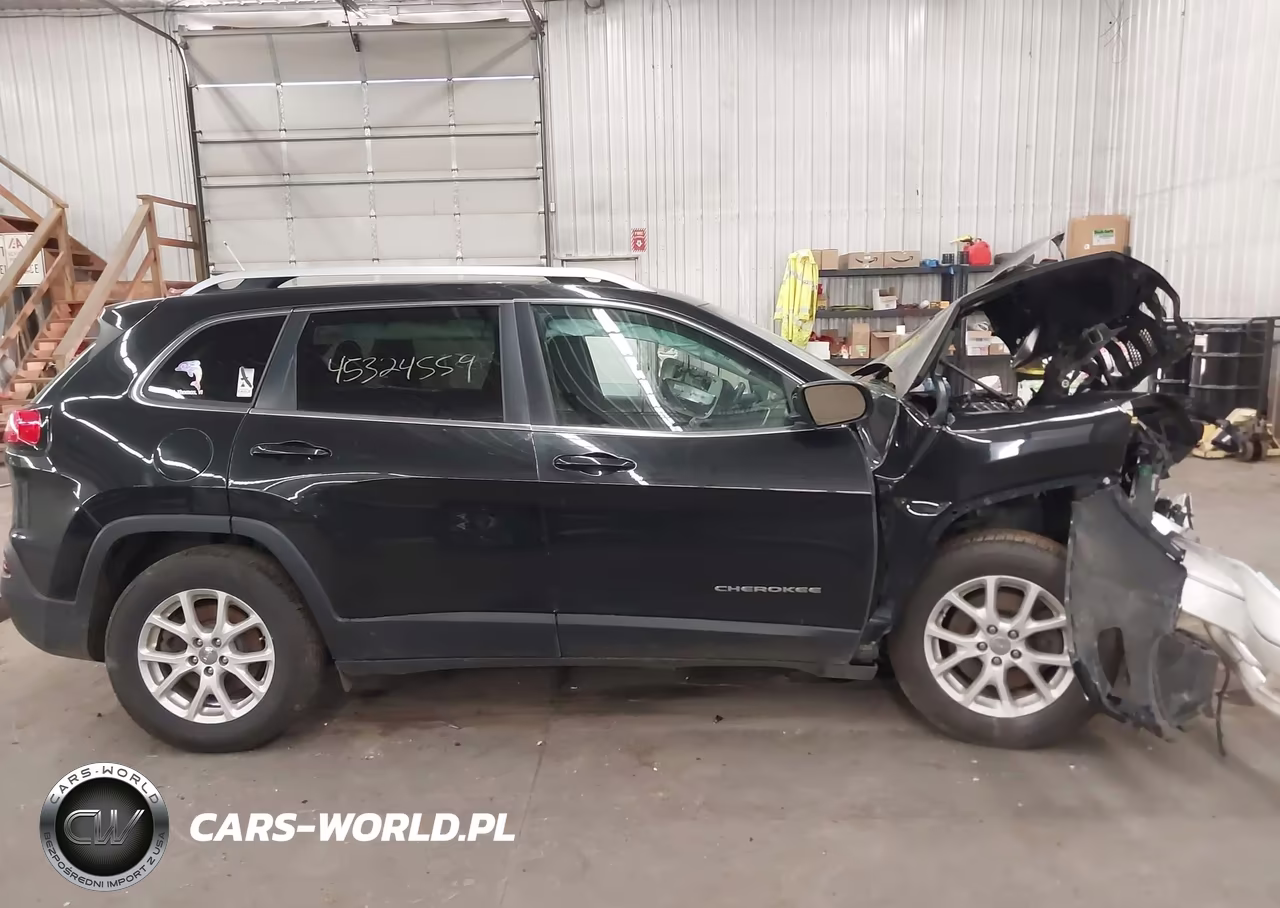 2015 Jeep Cherokee Latitude VIN:1C4PJMCSOFW739441 - 14