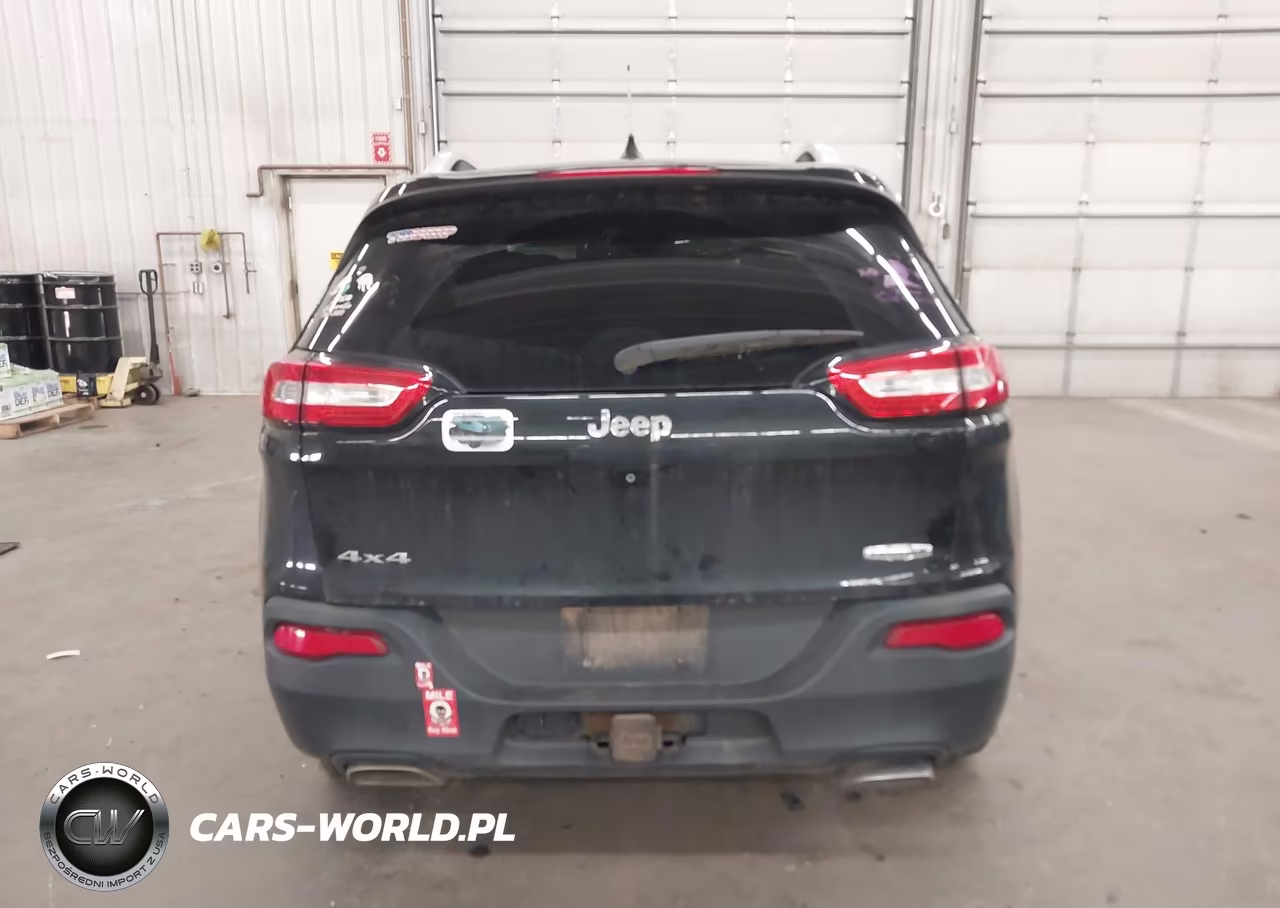 2015 Jeep Cherokee Latitude VIN:1C4PJMCSOFW739441 - 17