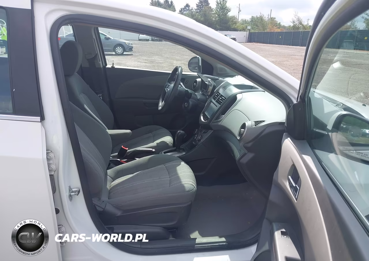 2015 Chevrolet Sonic Lt Auto VIN:1G1JC6SH5F4159396 - 5