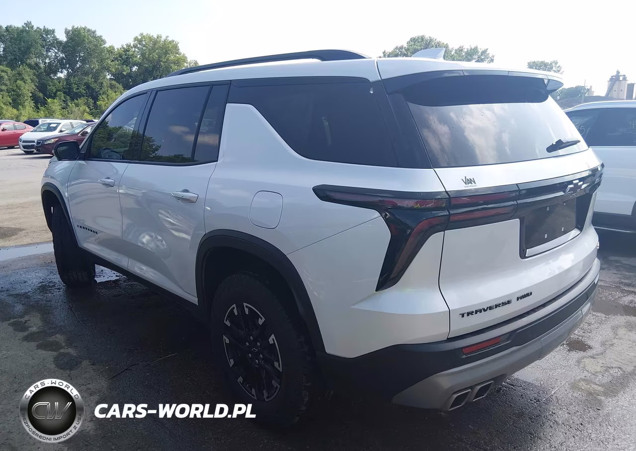 2024 Chevrolet Traverse Awd Z71 VIN:1GNEVJKS0RJ202847 - 3