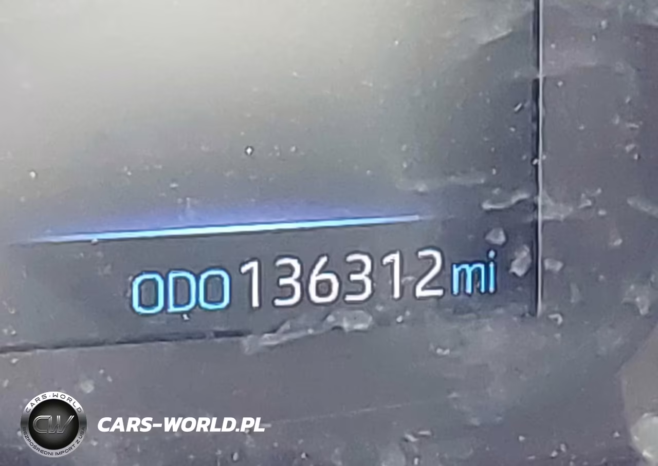 2020 Toyota Corolla Le VIN:5YFEPRAE9LP105646 - 7