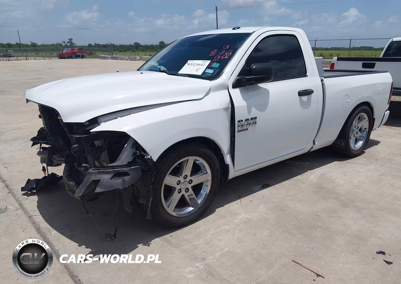 2019 Ram 1500 Classic Express 4X2 6'4 Box VIN:3C6JR6AG6KG729988 - 2