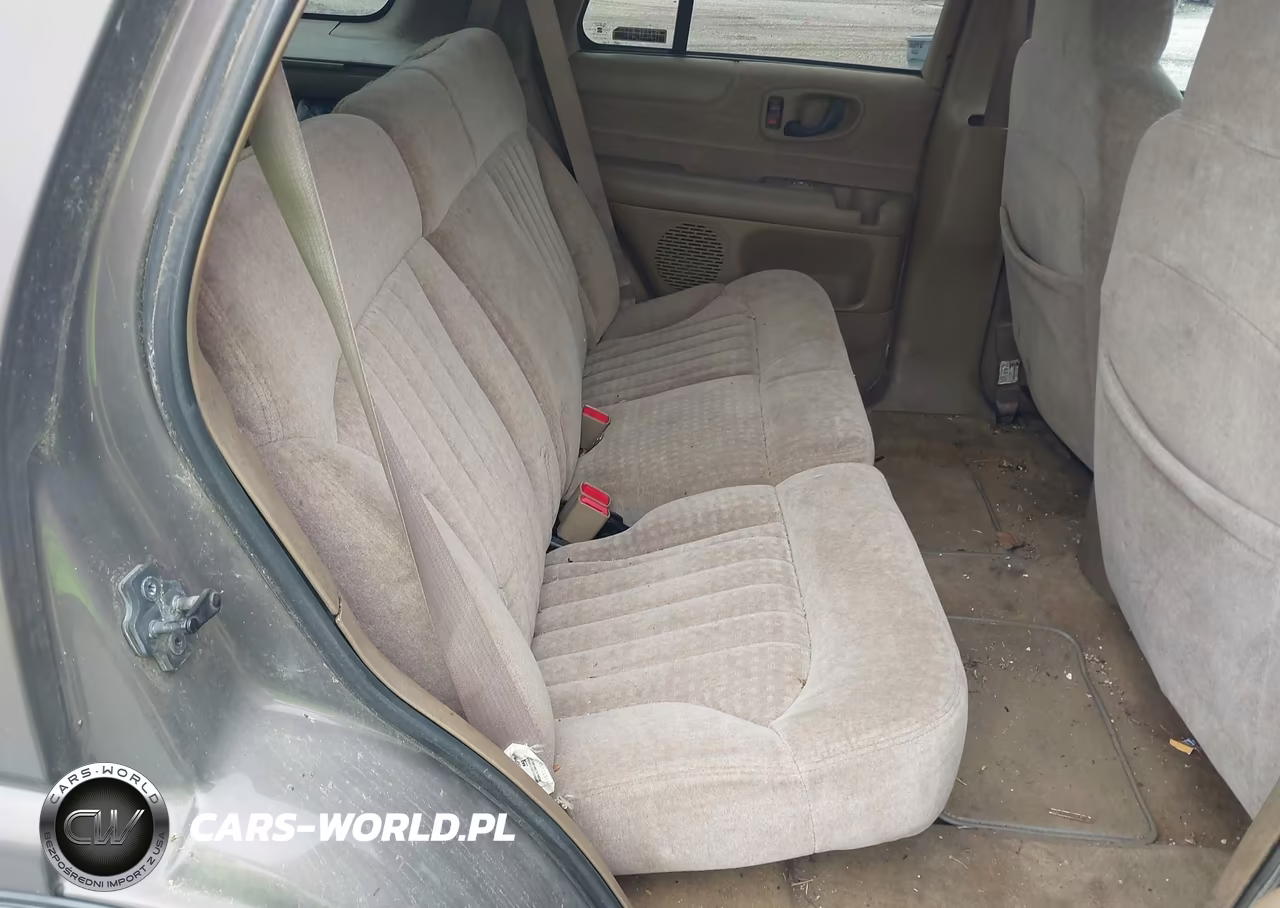 1998 Chevrolet Blazer Ls VIN:1GNDT13W8W2275778 - 8