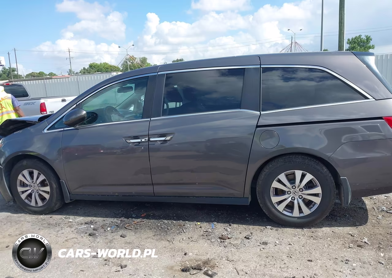2015 Honda Odyssey Ex-L VIN:5FNRL5H6XFB088618 - 14