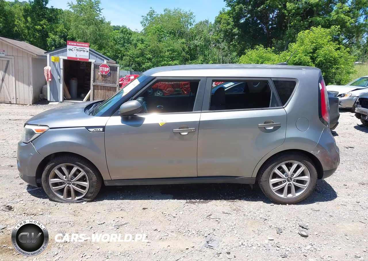 2018 Kia Soul + VIN:KNDJP3A51J7517442 - 14