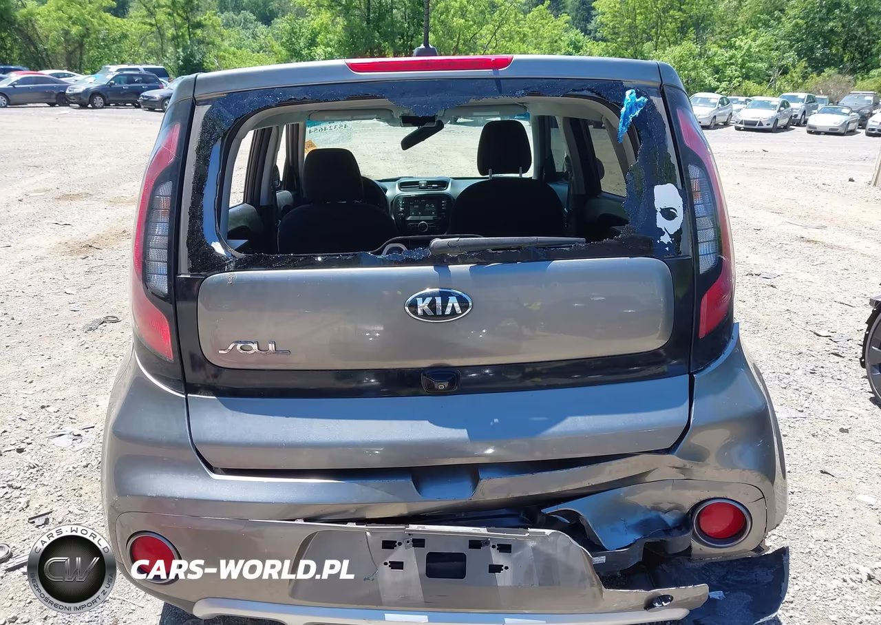 2018 Kia Soul + VIN:KNDJP3A51J7517442 - 16