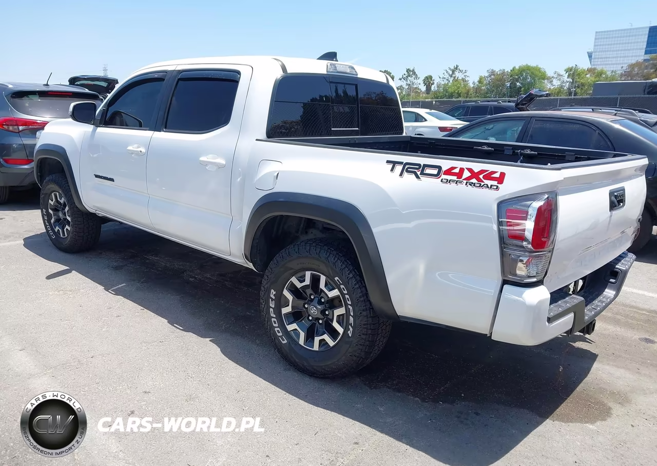 2022 Toyota Tacoma Trd Off Road VIN:3TMCZ5AN5NM520726 - 3