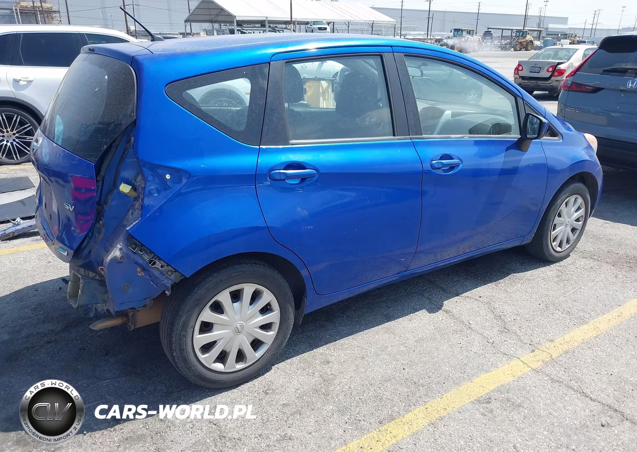 2015 Nissan Versa Note Sv VIN:3N1CE2CP1FL445624 - 4