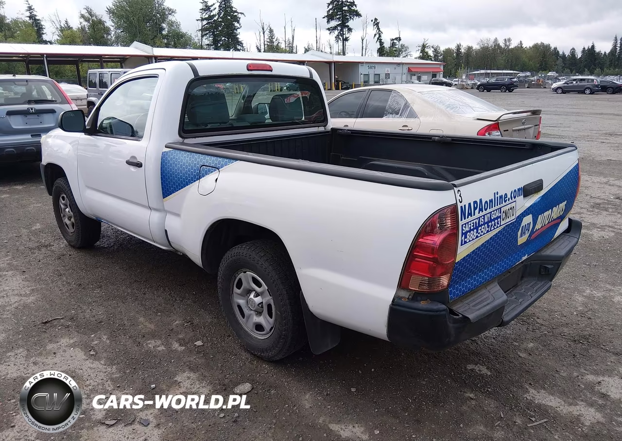 2014 Toyota Tacoma VIN:5TFNX4CN3EX036117 - 3