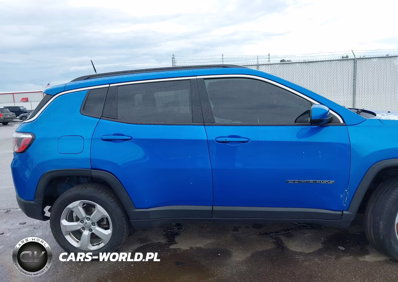 2018 Jeep Compass Latitude 4X4 VIN:3C4NJDBB2JT484430 - 13