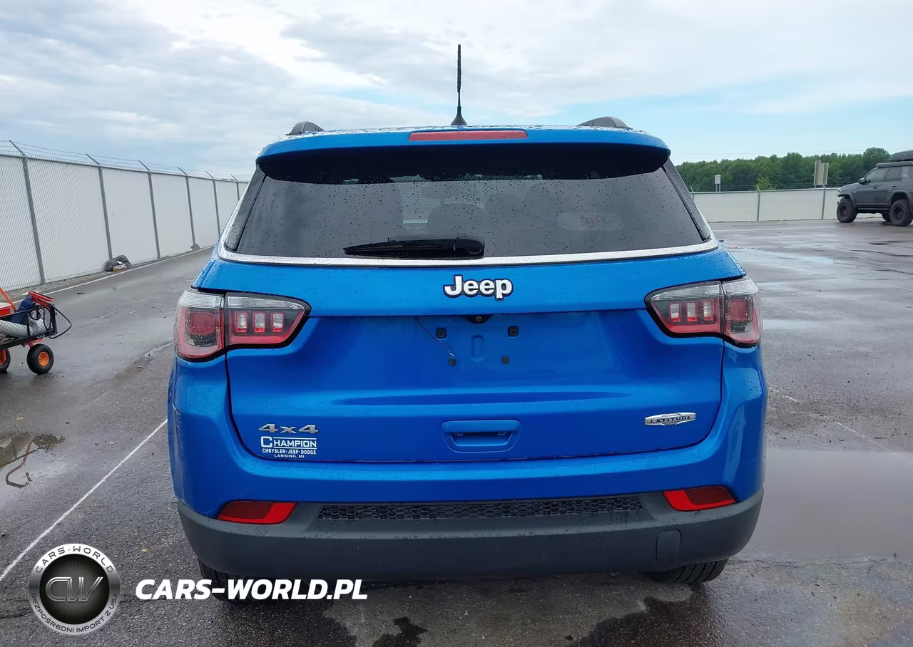 2018 Jeep Compass Latitude 4X4 VIN:3C4NJDBB2JT484430 - 16