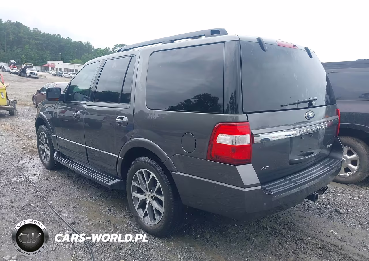 2015 Ford Expedition Xlt VIN:1FMJU1HT2FEF49025 - 3
