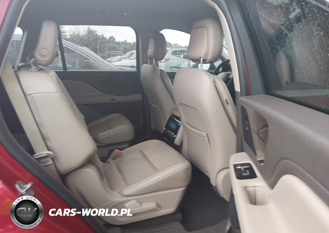 2020 Lincoln Aviator Reserve VIN:5LM5J7XC5LGL23766 - 8