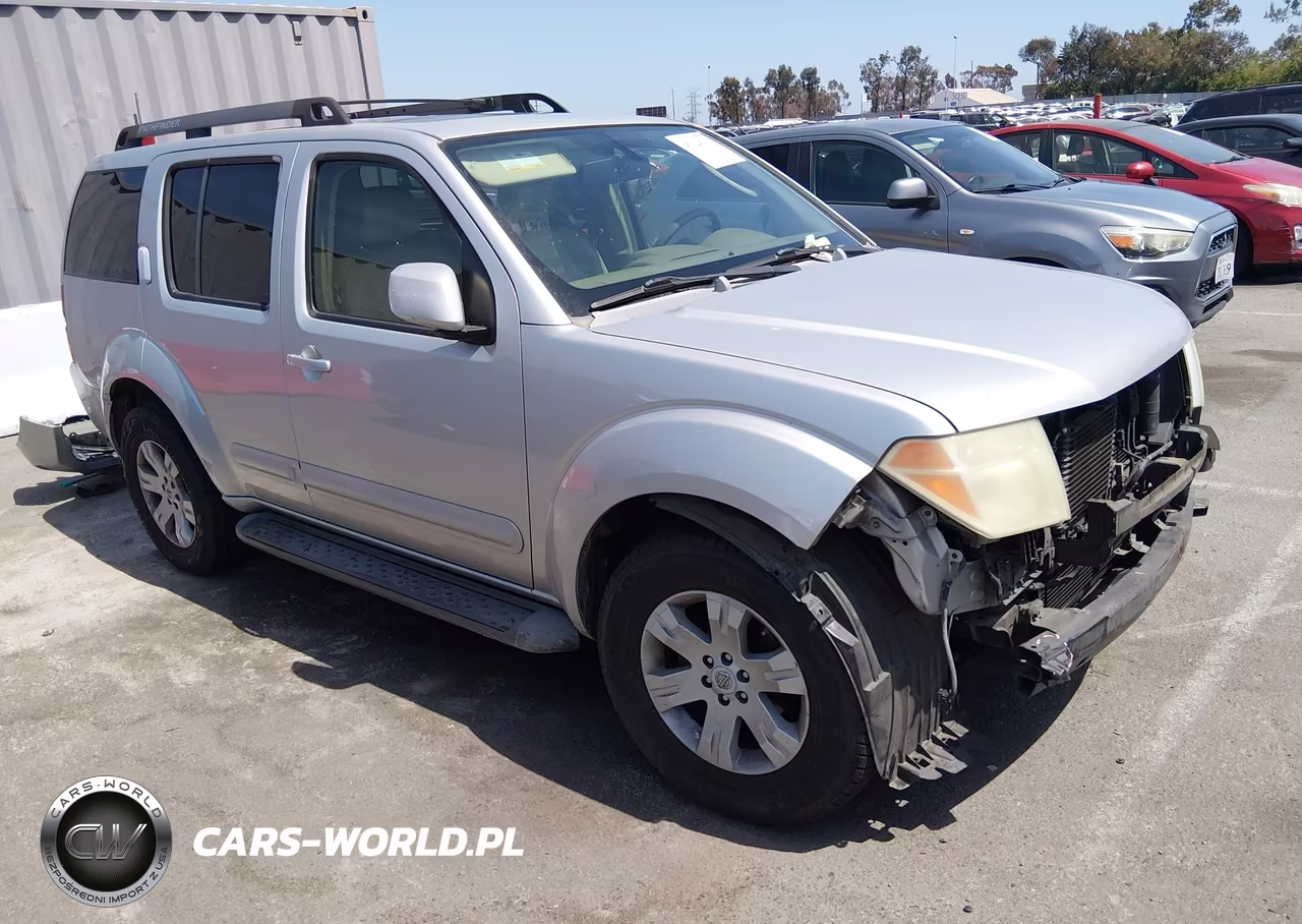 2006 Nissan Pathfinder Le