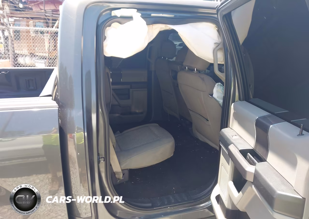 2018 Ford F-150 Xlt VIN:1FTEW1CB2JKE78658 - 8