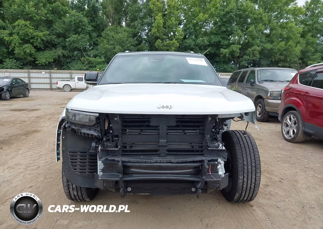 2023 Jeep Grand Cherokee L Summit 4X4 VIN:1C4RJKEG3P8820316 - 12