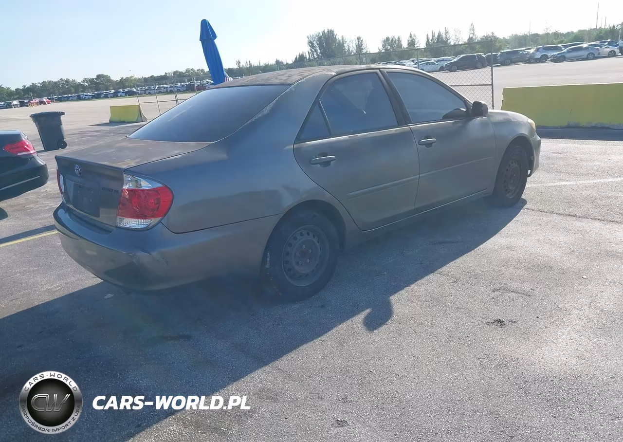 2006 Toyota Camry Le VIN:JTDBE32K463063877 - 4