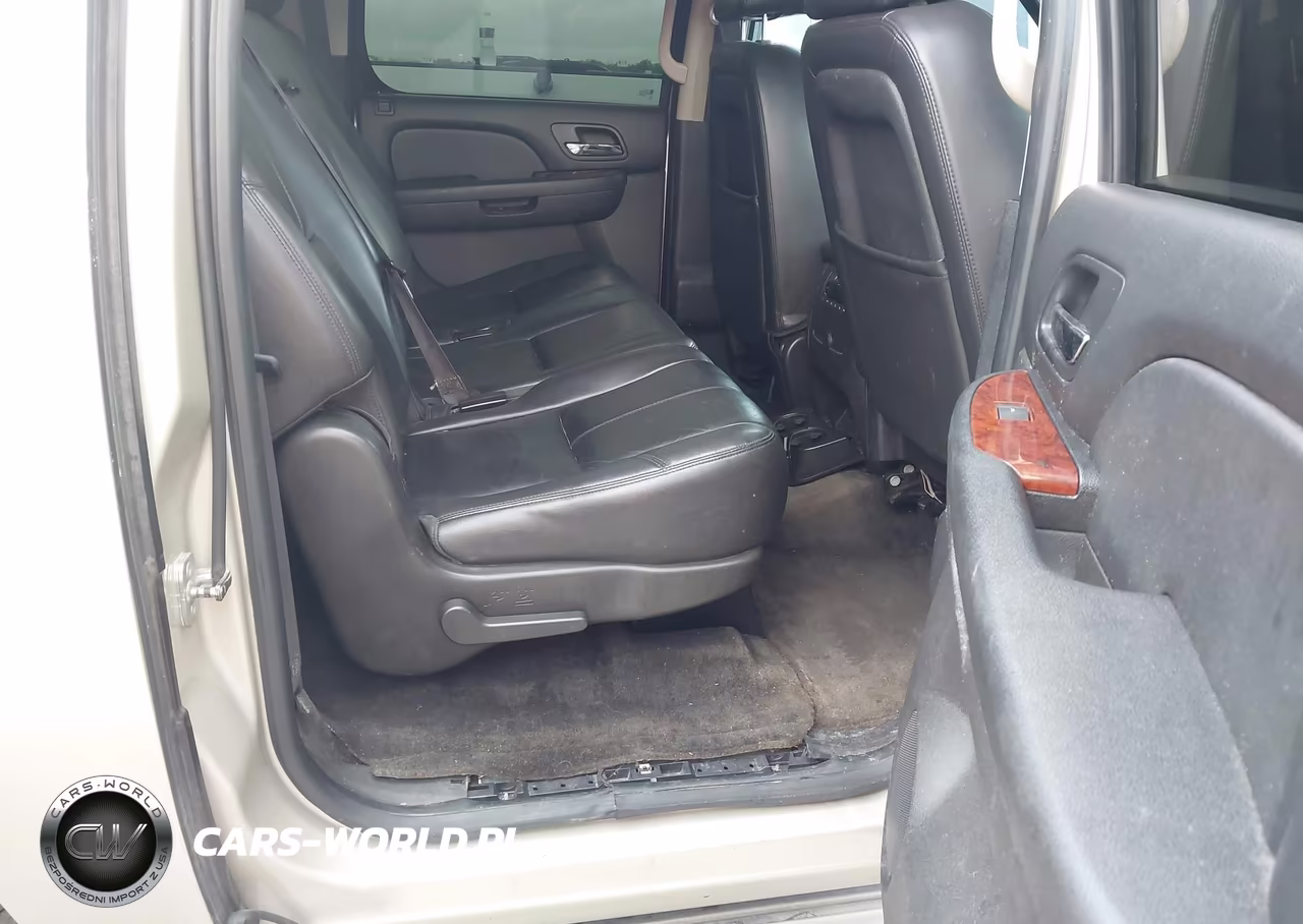2014 Chevrolet Suburban Lt VIN:1GNSCJE01ER117479 - 8