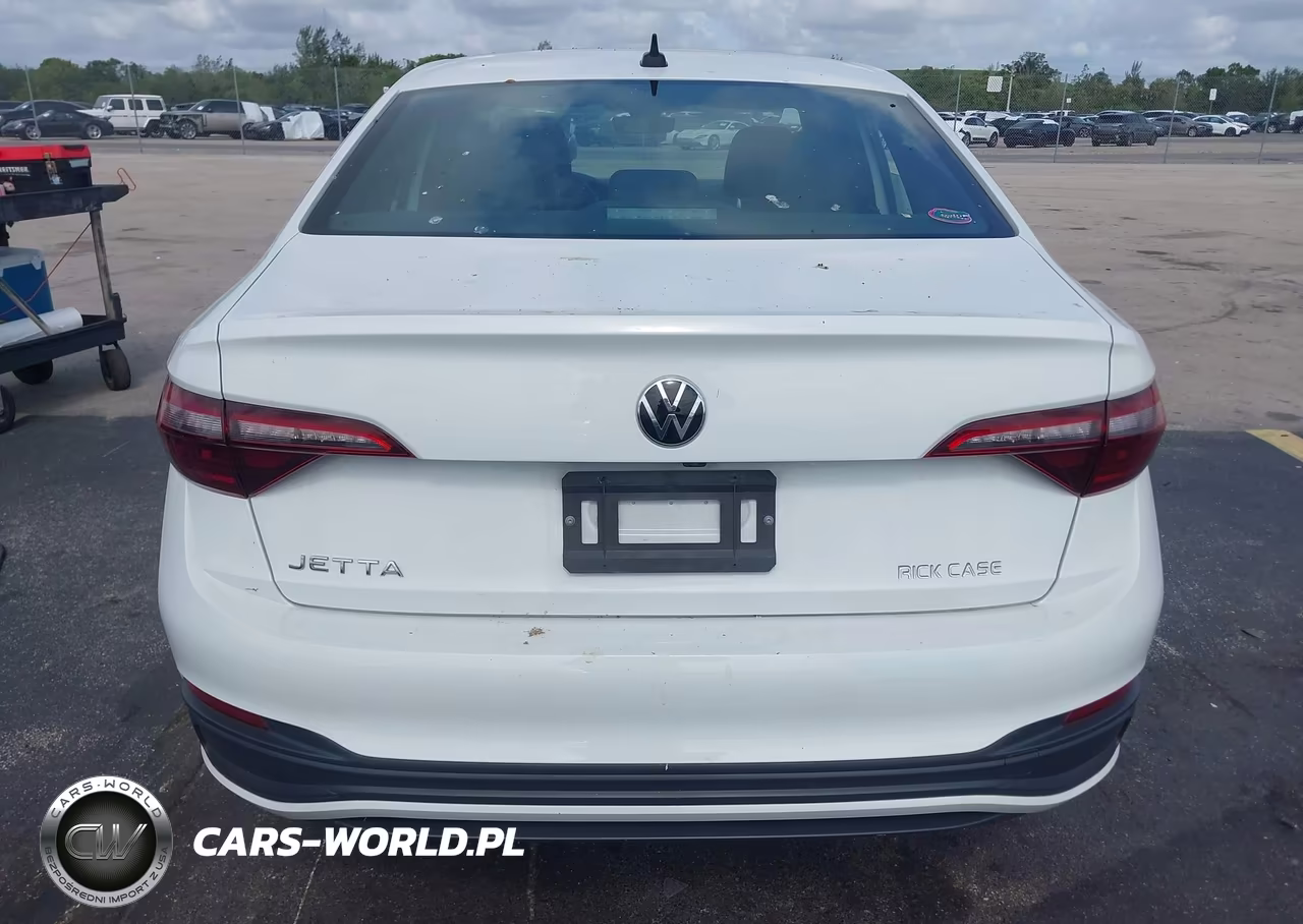 2024 Volkswagen Jetta 1.5T Sport VIN:3VWBM7BUXRM039613 - 17