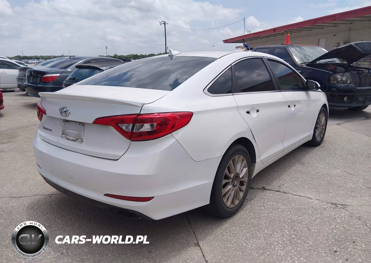 2016 Hyundai Sonata Se VIN:5NPE24AF2GH400973 - 4