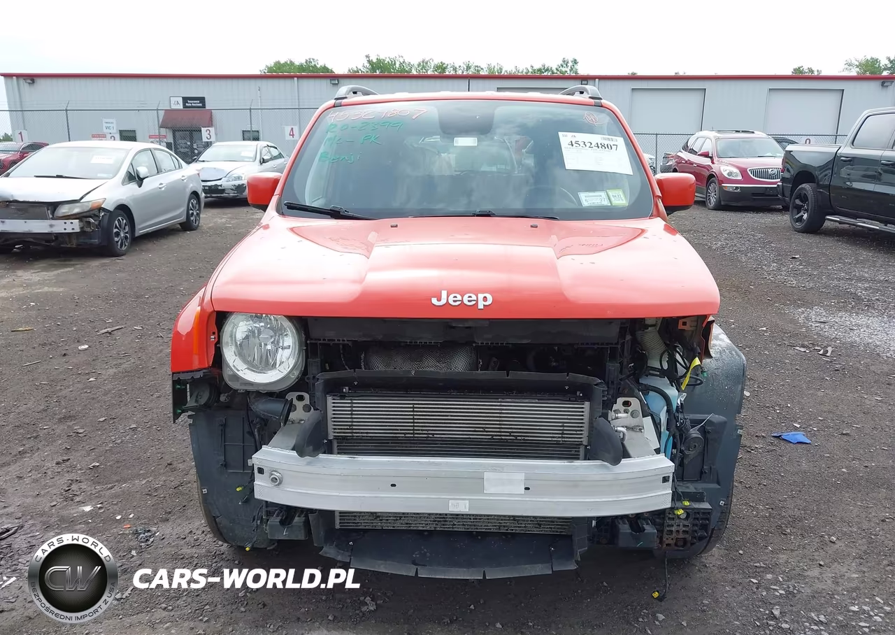 2018 Jeep Renegade Latitude 4X4 VIN:ZACCJBBB8JPG99846 - 13