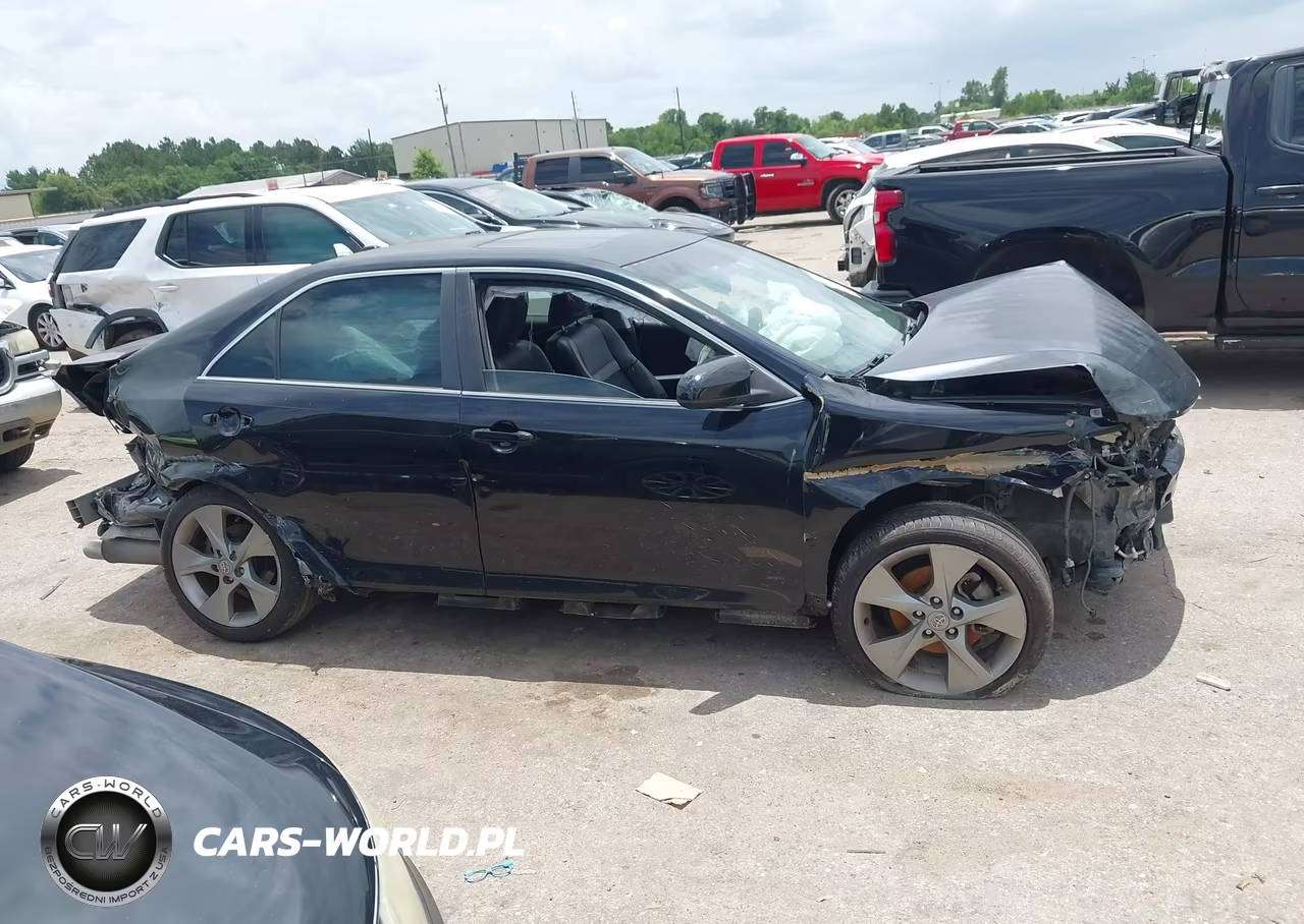 2013 Toyota Camry Se V6 VIN:4T1BK1FK0DU020972 - 13