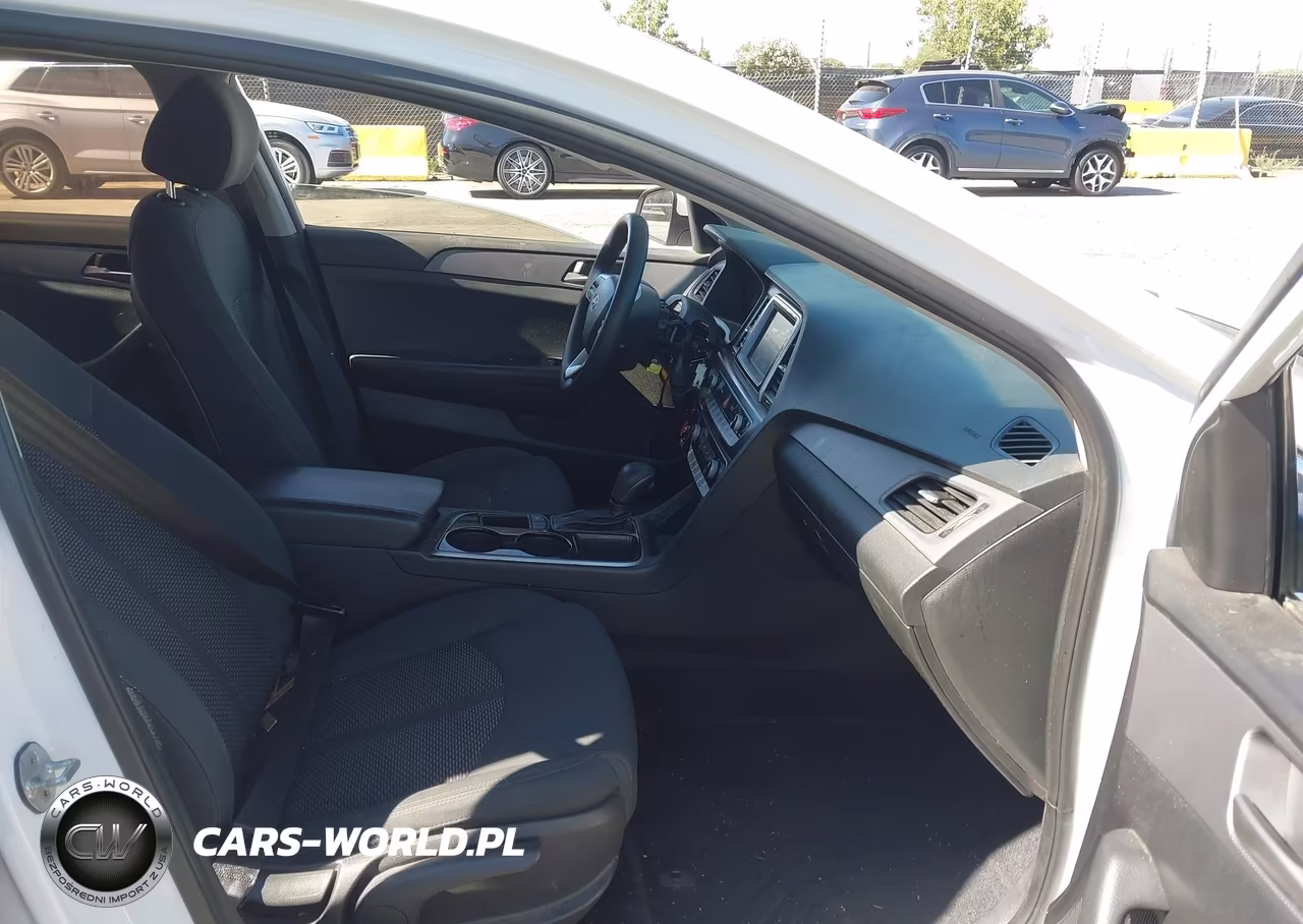 2019 Hyundai Sonata Se VIN:5NPE24AF9KH777339 - 5