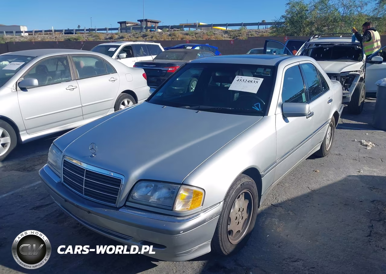 2000 Mercedes-Benz C 230 Kompressor VIN:WDBHA24G3YA831435 - 2