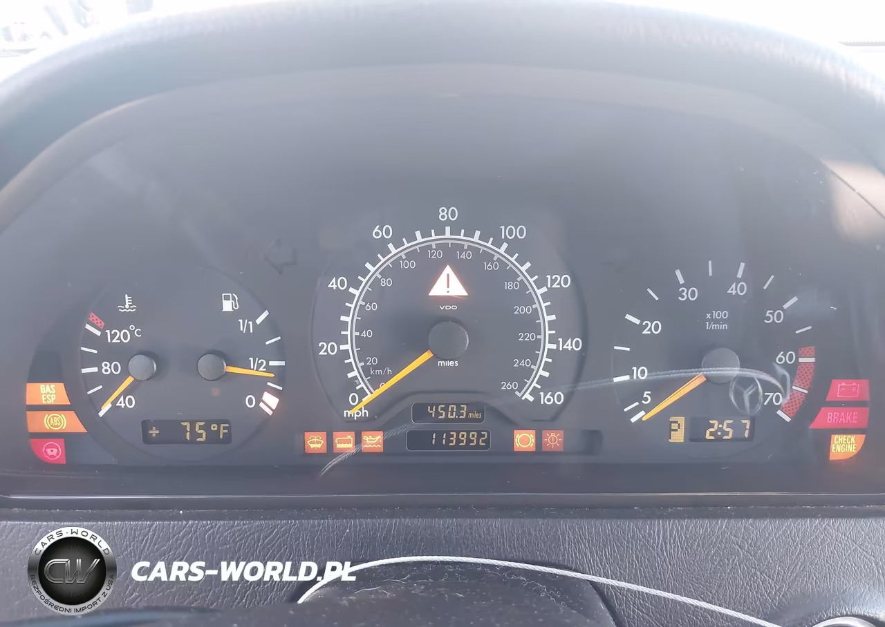 2000 Mercedes-Benz C 230 Kompressor VIN:WDBHA24G3YA831435 - 7