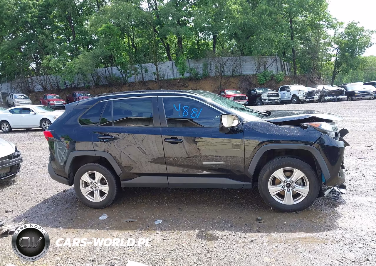 2021 Toyota Rav4 Xle VIN:2T3P1RFV3MC243842 - 13