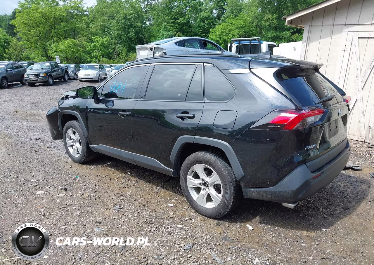 2021 Toyota Rav4 Xle VIN:2T3P1RFV3MC243842 - 3