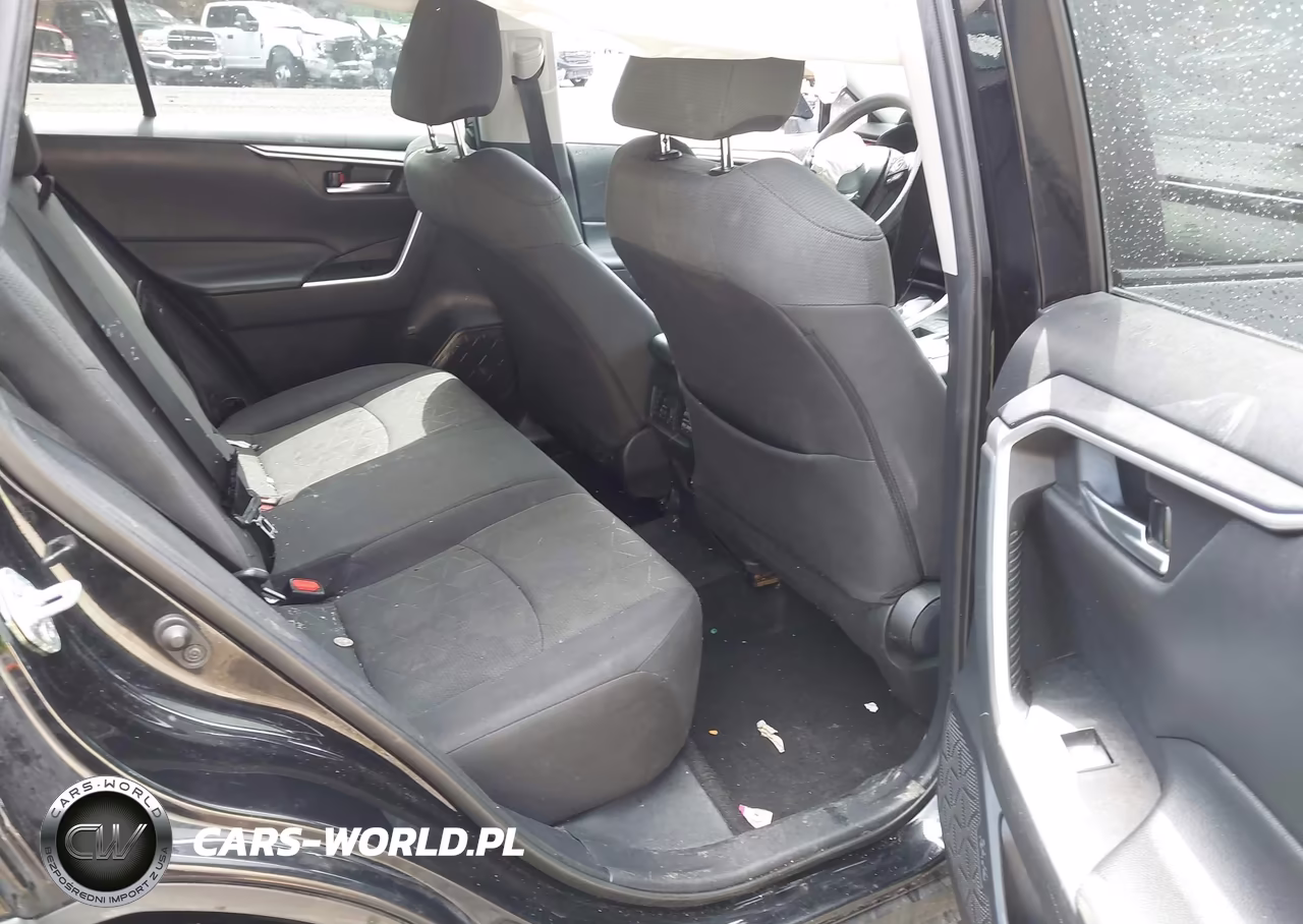 2021 Toyota Rav4 Xle VIN:2T3P1RFV3MC243842 - 8