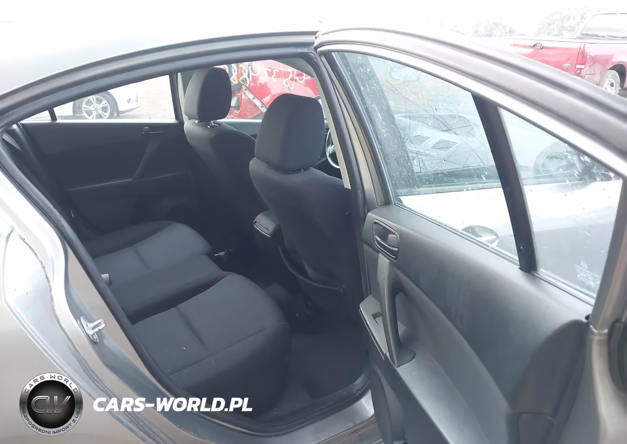2011 Mazda Mazda3 I Sport VIN:JM1BL1UF9B1369540 - 8