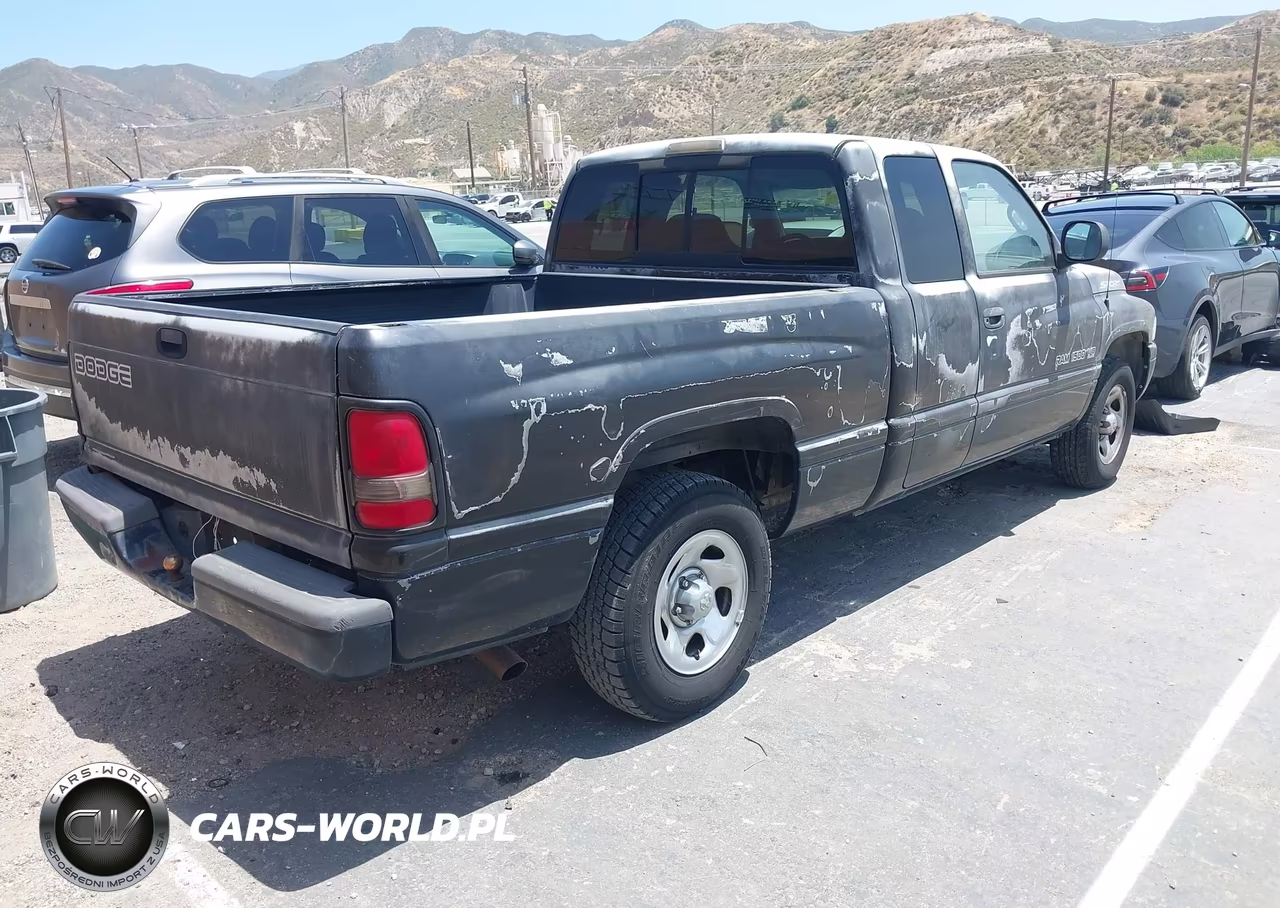 1999 Dodge Ram 1500 St VIN:3B7HC13Z8XG172986 - 4