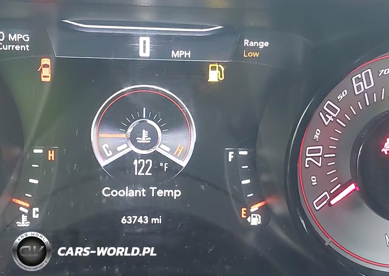 2017 Dodge Challenger T-A Plus VIN:2C3CDZBTXHH544594 - 16