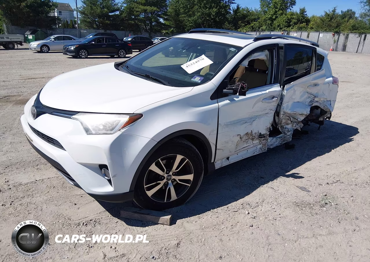 2017 Toyota Rav4 Xle VIN:JTMRFREV2HJ105983 - 2