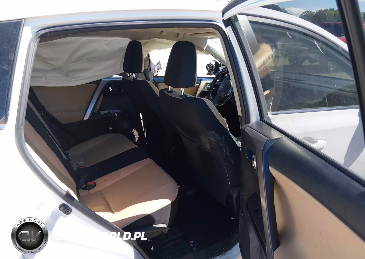 2017 Toyota Rav4 Xle VIN:JTMRFREV2HJ105983 - 8