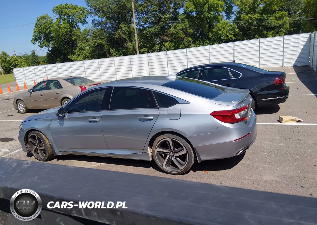 2018 Honda Accord Sport VIN:1HGCV1F39JA166598 - 13