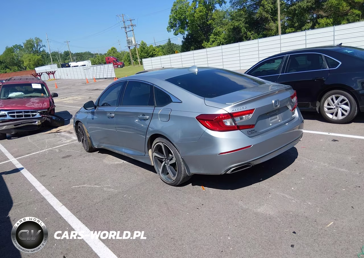 2018 Honda Accord Sport VIN:1HGCV1F39JA166598 - 3
