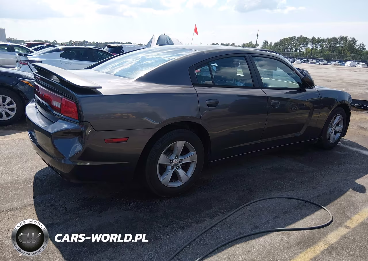 2014 Dodge Charger Se VIN:2C3CDXBG3EH131645 - 4