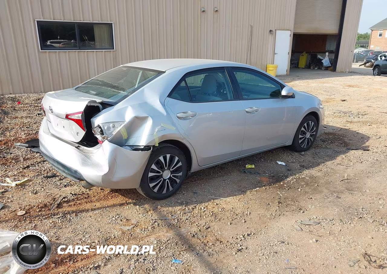 2016 Toyota Corolla Le VIN:2T1BURHE1GC590663 - 4