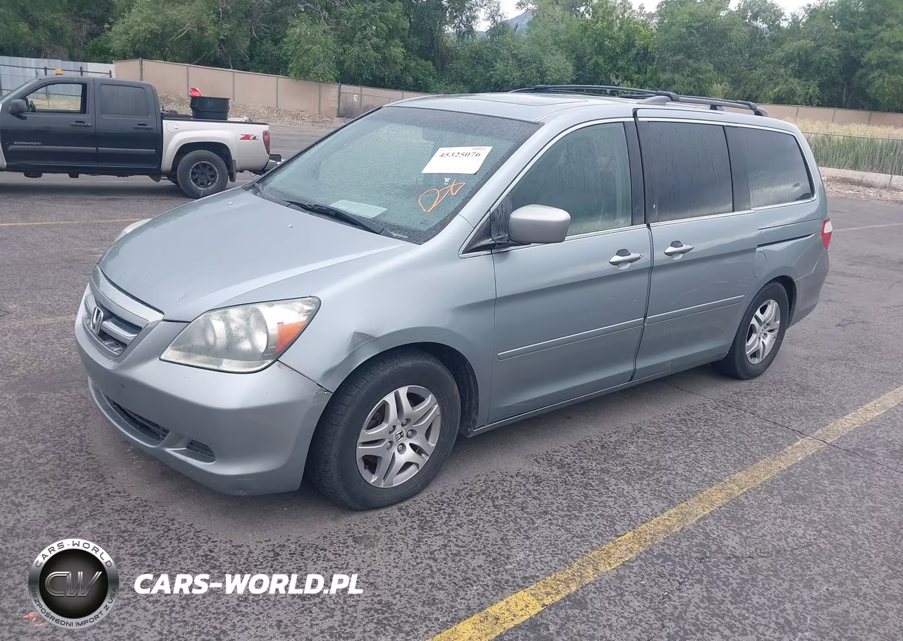 2005 Honda Odyssey Ex-L VIN:5FNRL38725B131084 - 2