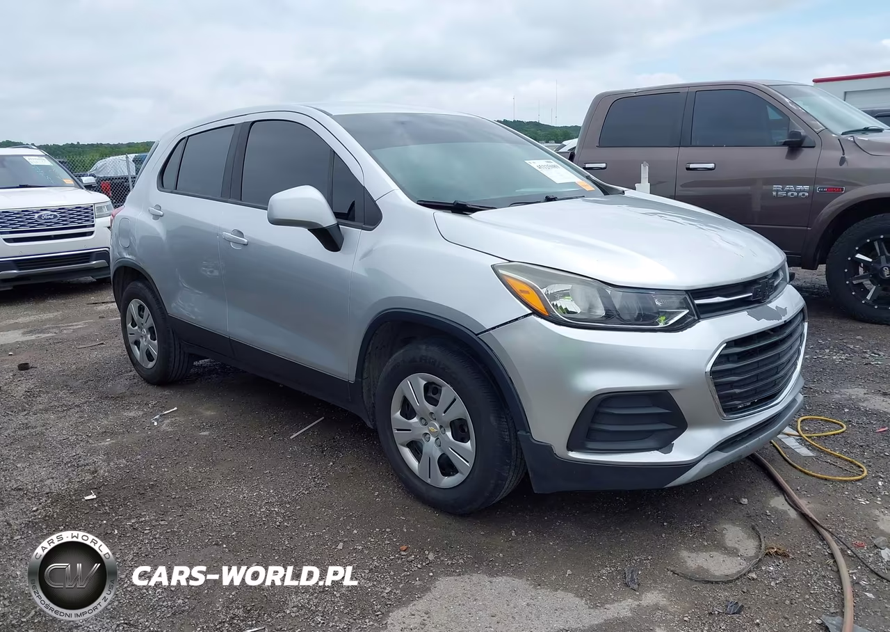 2018 Chevrolet Trax Ls VIN:KL7CJKSB6JB521246 - 1