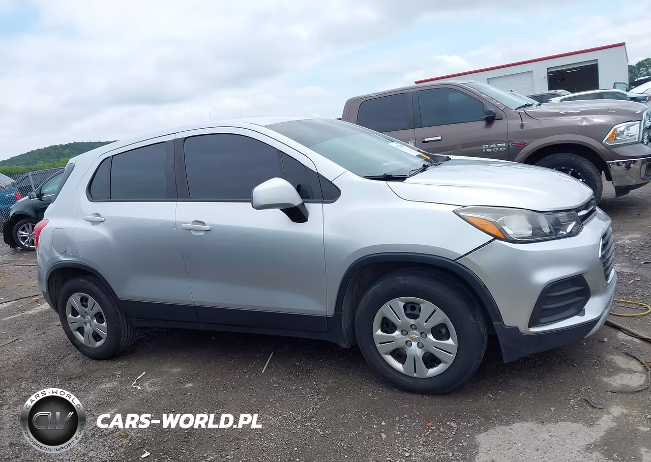 2018 Chevrolet Trax Ls VIN:KL7CJKSB6JB521246 - 13