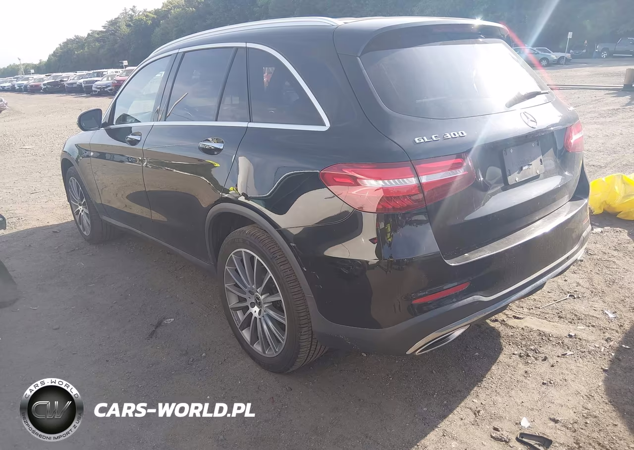 2018 Mercedes-Benz Glc 300 4Matic VIN:WDC0G4KB3JV107804 - 3